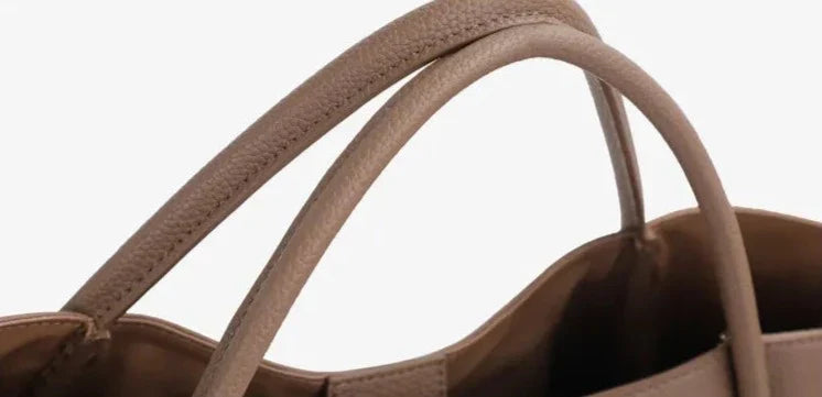 Bolsa Média Stella Legítimo Couro