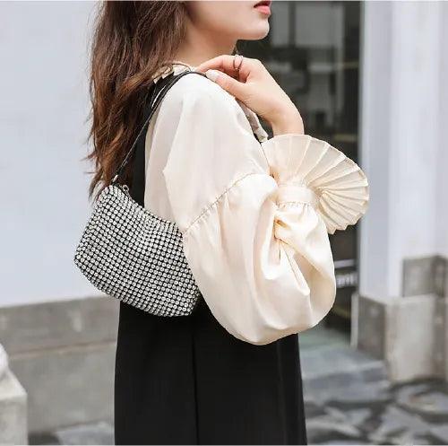 Bolsa Compacta Cravejada - Luxury