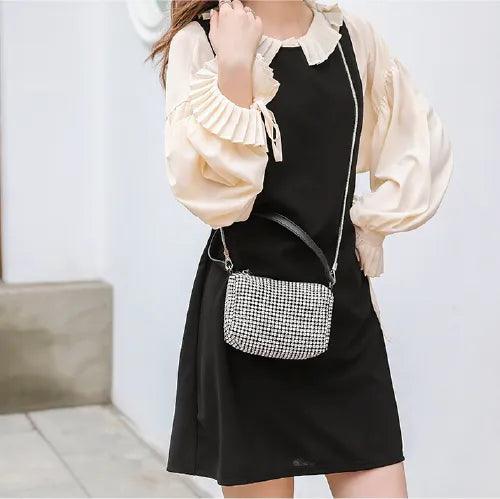 Bolsa Compacta Cravejada - Luxury