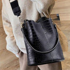 Bolsa Feminina de Couro - Mary Bennett