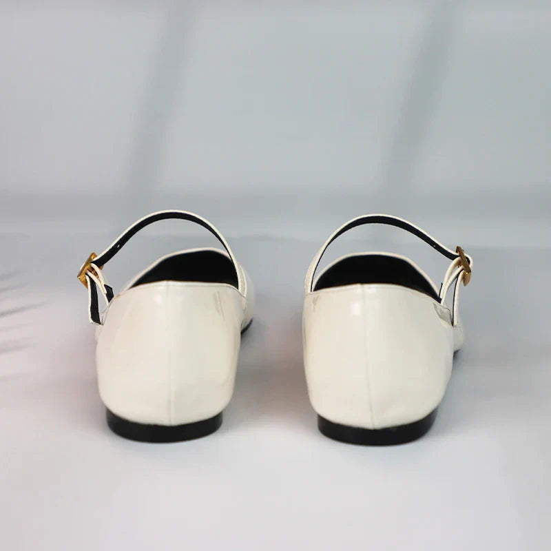 Sapatilha com Fivela Naia