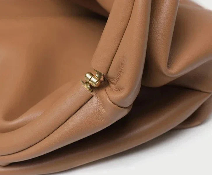 Bolsa Pouch Pequena Valentina