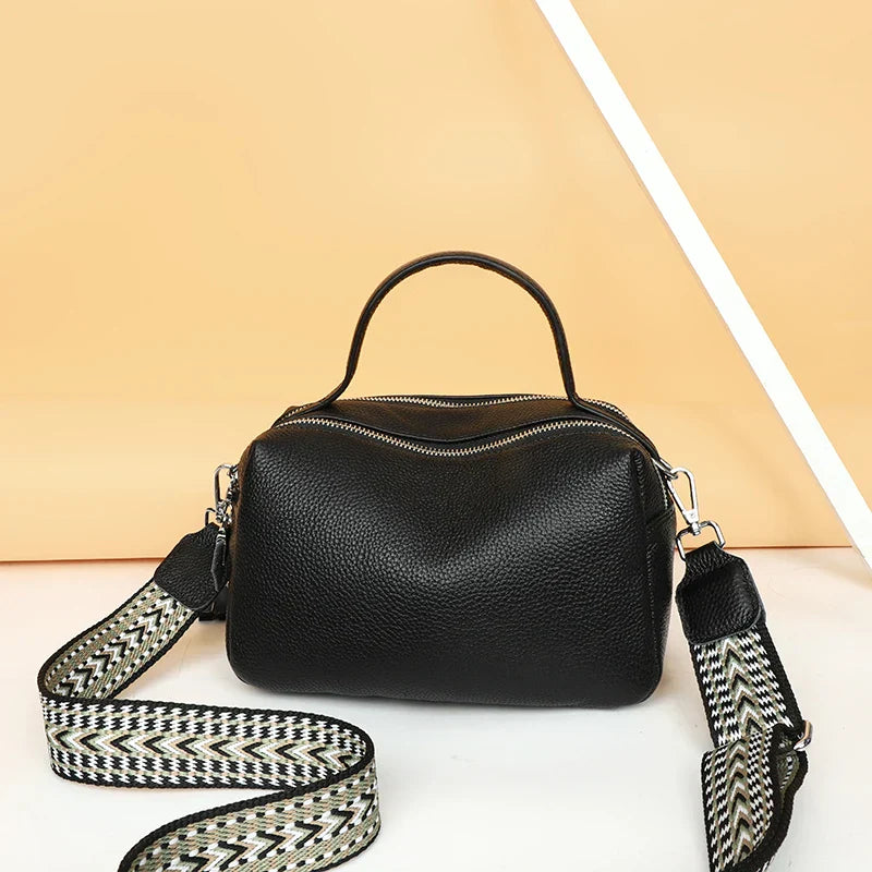 Bolsa Feminina em Couro - Mirabel