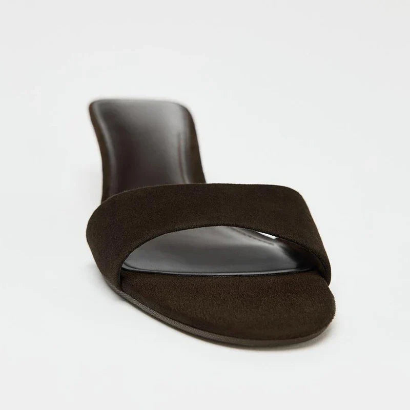 Sandália Tamanco Suede Mirka