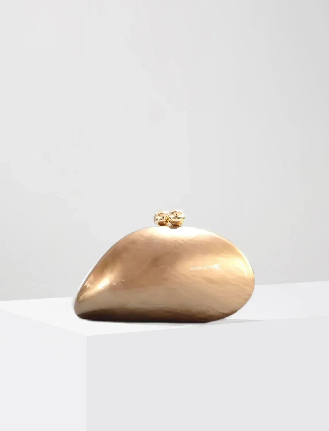 Bolsa Clutch Acrílico Concha Perolada Livia