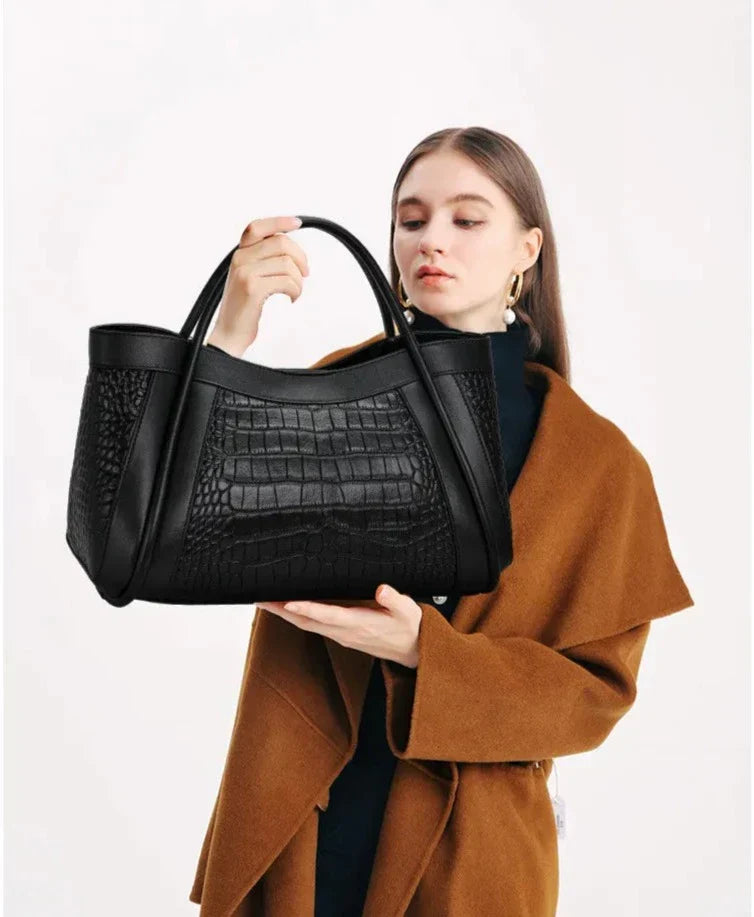 Bolsa Média Legítimo Couro Chloe Croco