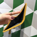 Carteira Feminina Compacta em Legítimo Couro Roseli