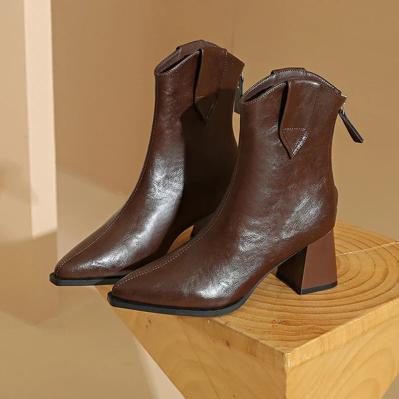 Bota Cano Médio Oriavia