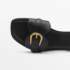 Sandália Rasteira Fivela Dourada Isleen