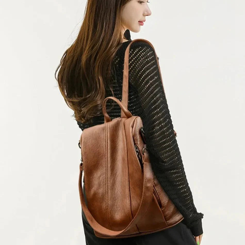 Mochila Feminina Legítimo Couro com Alça - Elowen